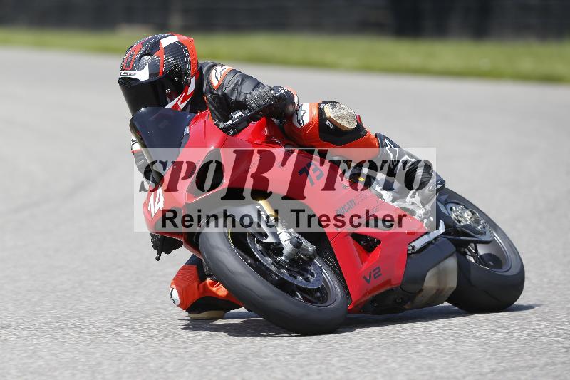 /27 12.06.2025 Ducati Schweiz Trackday Warmup  ADR/gelb-jeaune/14